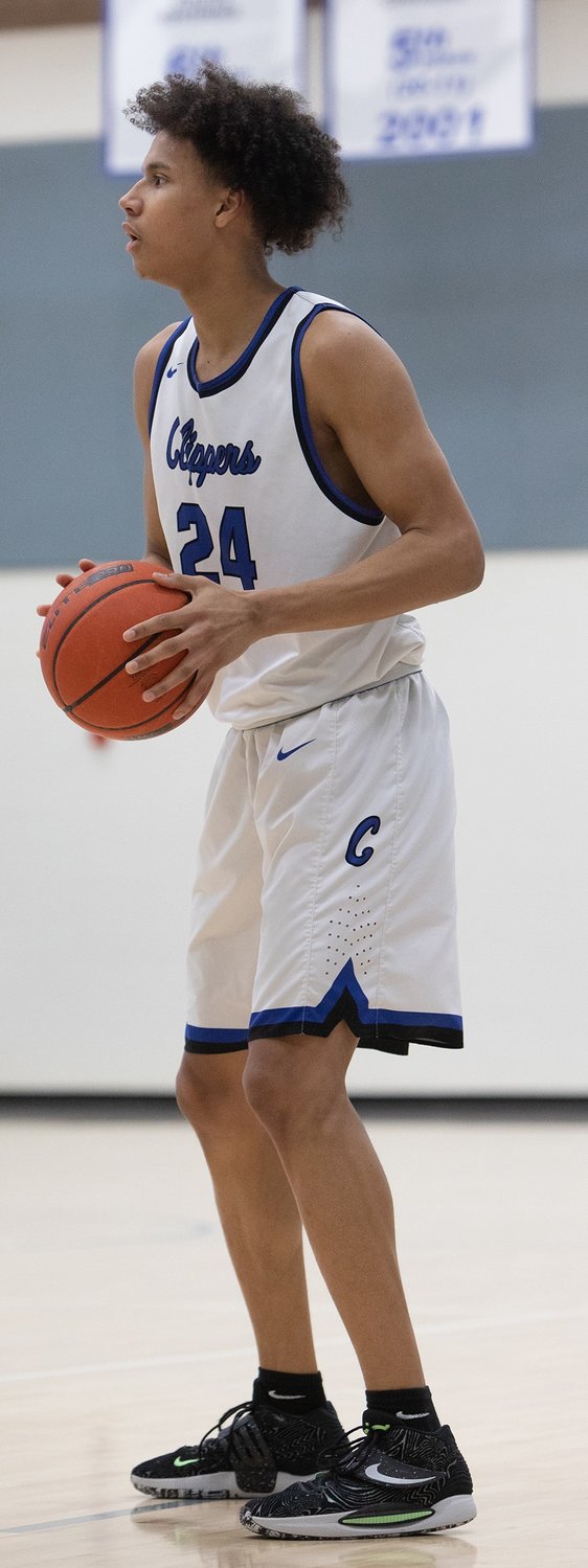 A multiple-time all-league selection at Black Hills High School, Justin Hicks started his career at SPSCC strong by playing his way into the starting lineup and setting a career-high 23 points on the road against Whatcom.